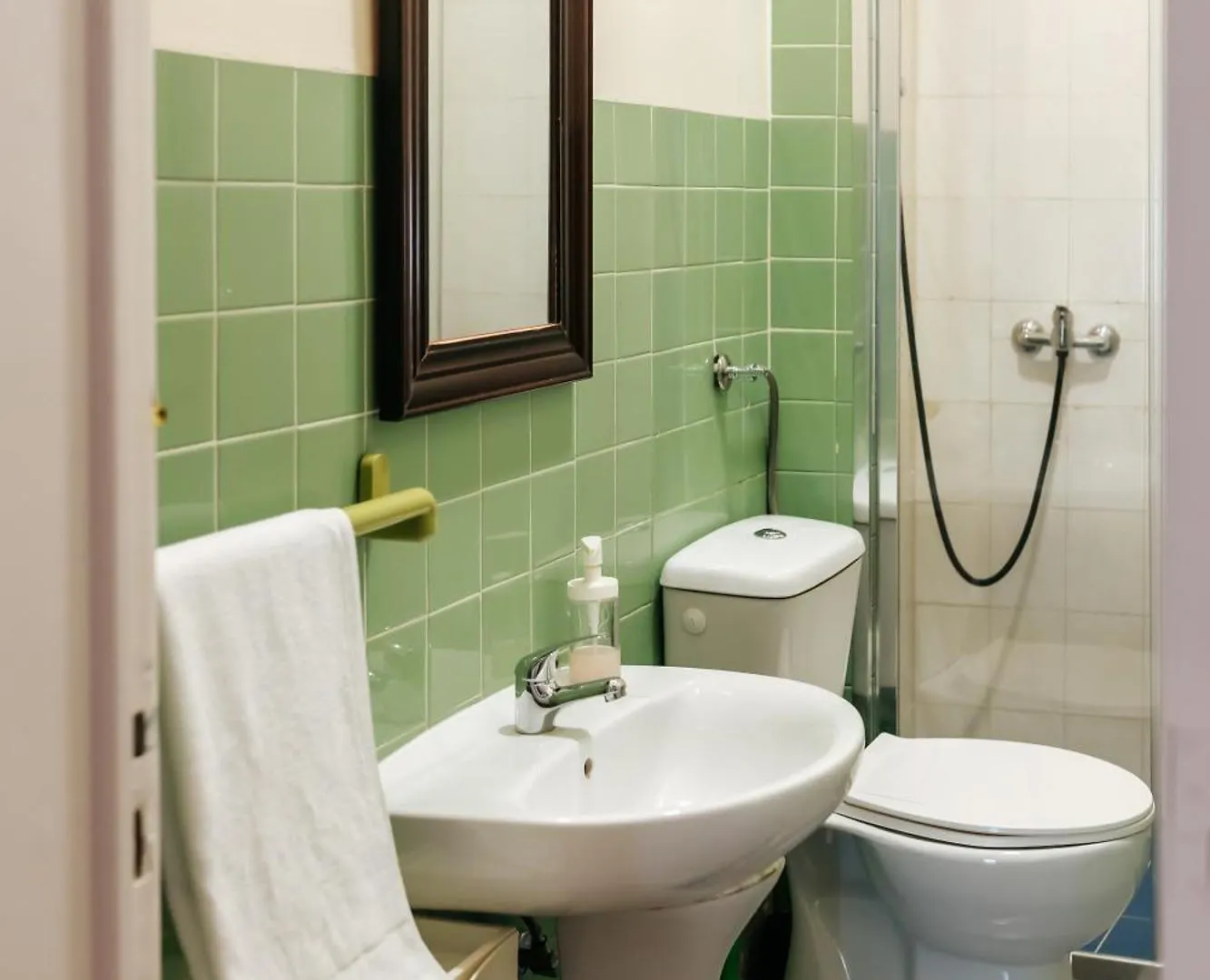 Homestay Aquilla Family Room 205 Lisbon